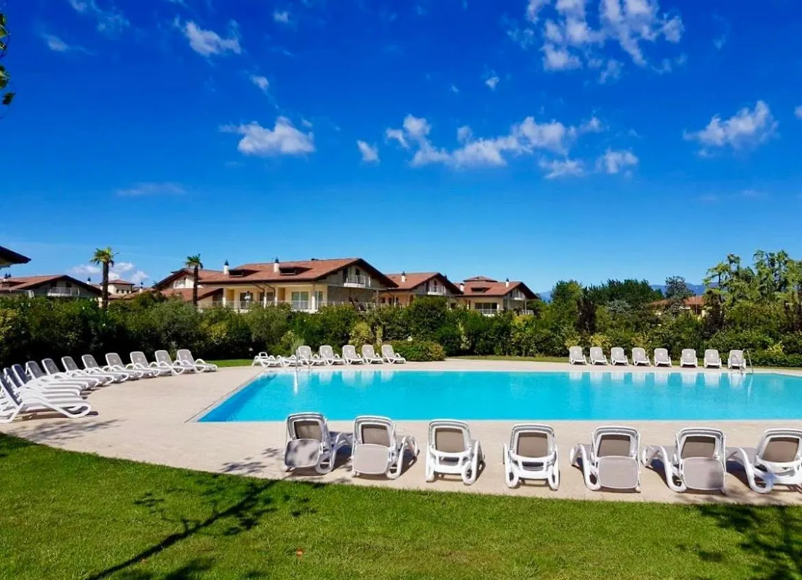 Dolce Vita Mit Maximalem Komfort Sirmione 0*,